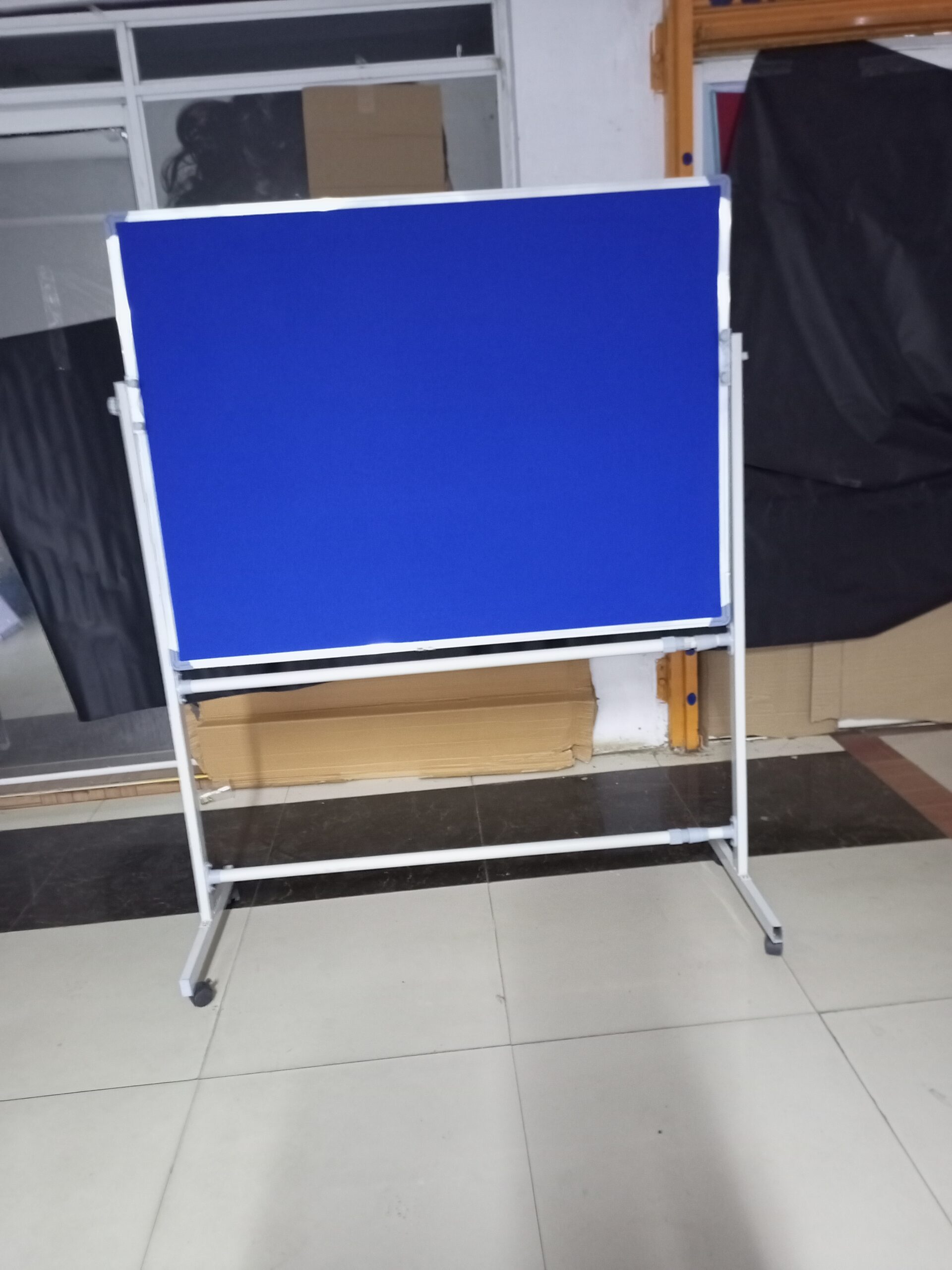 Heavy Duty Free Standing Notice Board 120cm x 90cm (4ft x 3ft)
