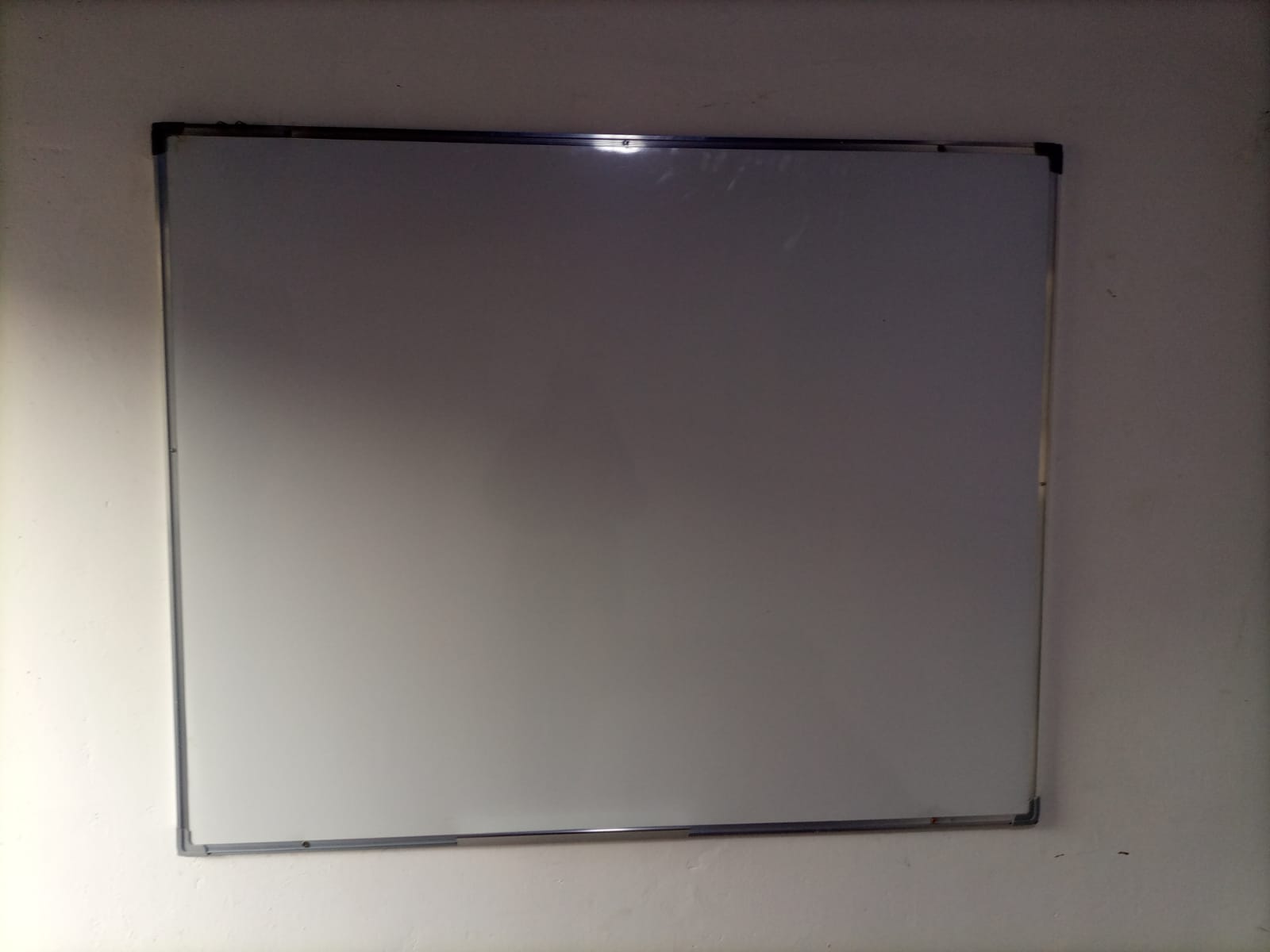 Heavy Duty White Board 120cm x 120cm